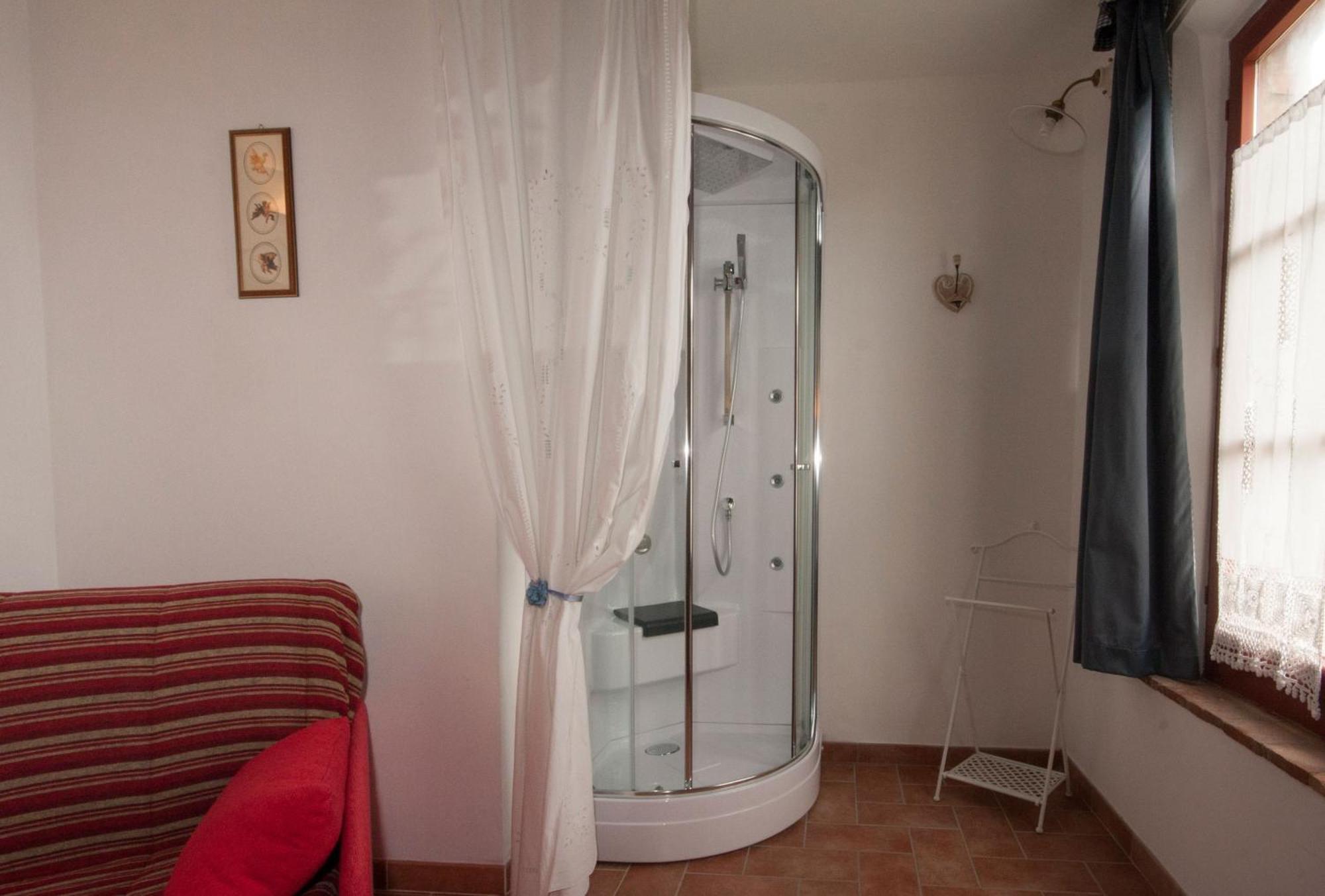 Casavacanze Vesta Isola d'Arbia Chambre photo
