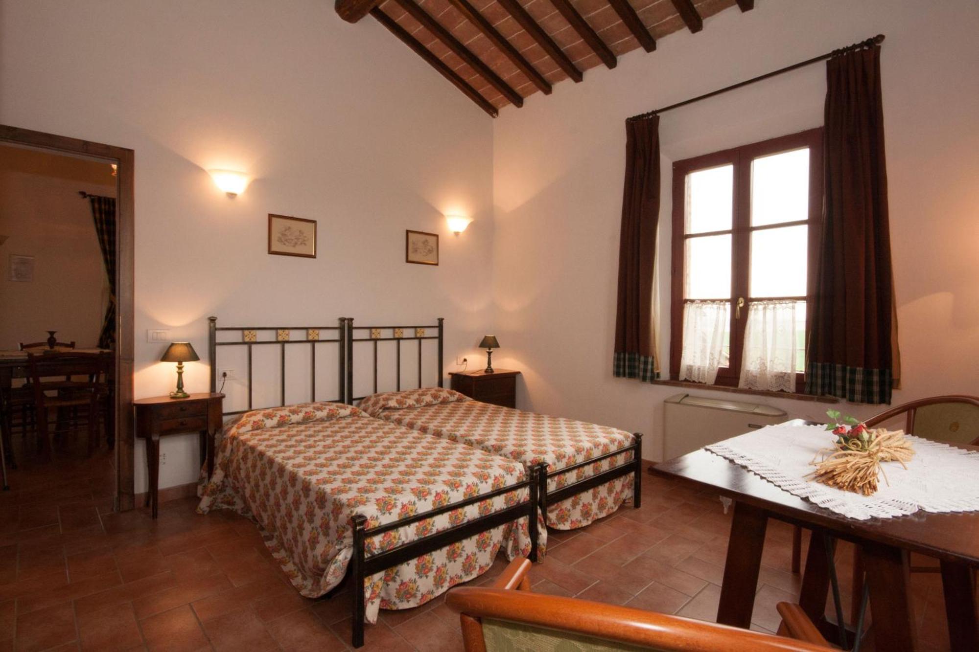 Casavacanze Vesta Isola d'Arbia Chambre photo